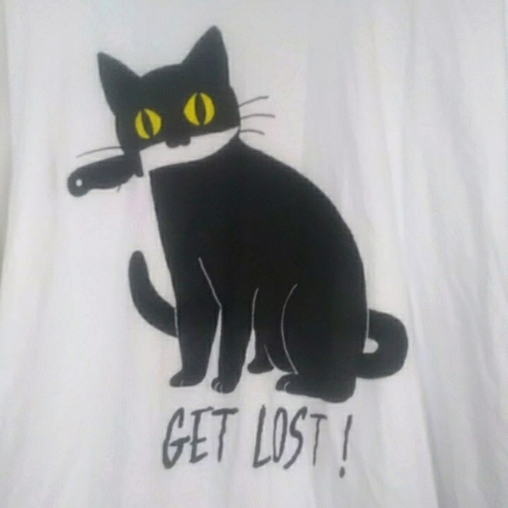 Hot Topic cat tee - Picture 2 of 4